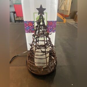 Scentsy Wrangled Up Wire Tree Warmer